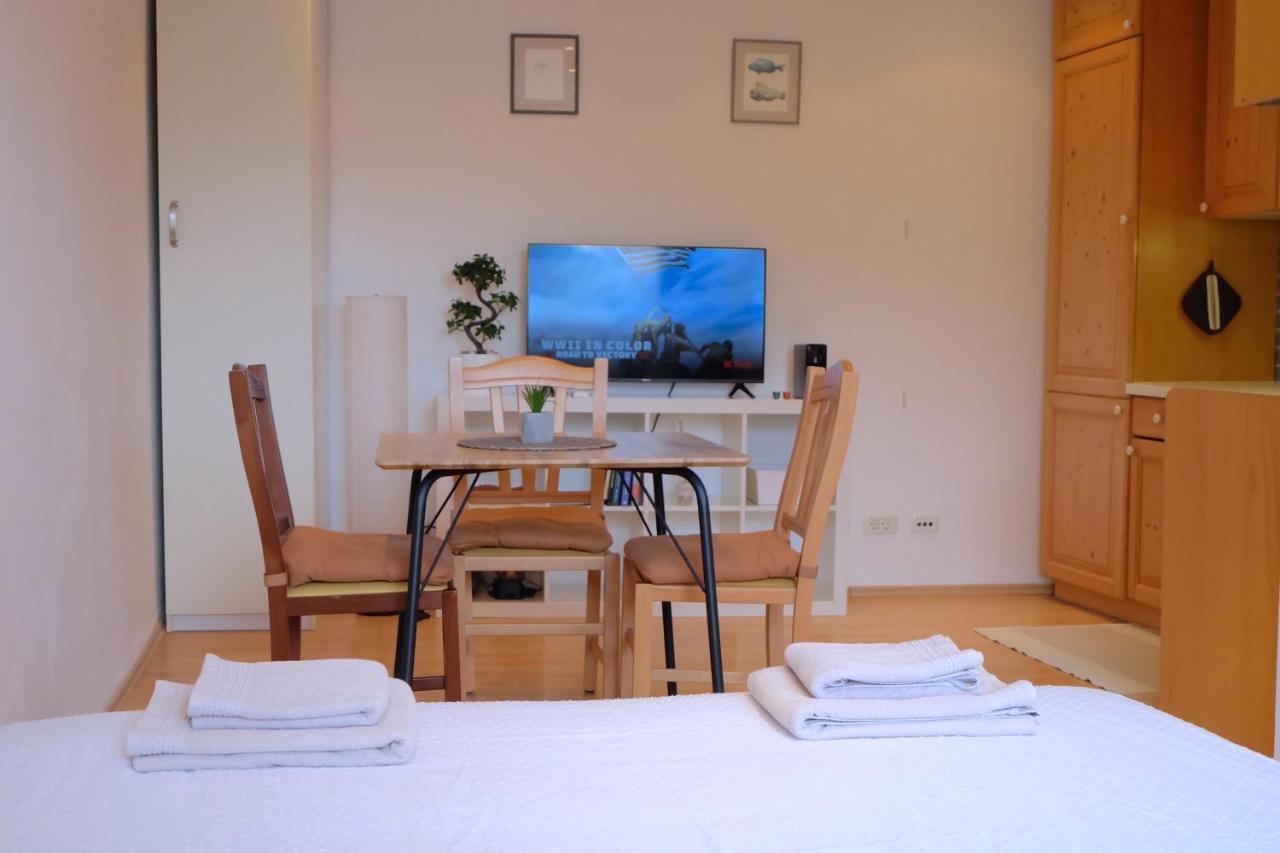 Bivalvia Apartments Koper Bagian luar foto