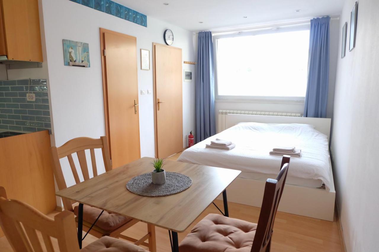 Bivalvia Apartments Koper Bagian luar foto