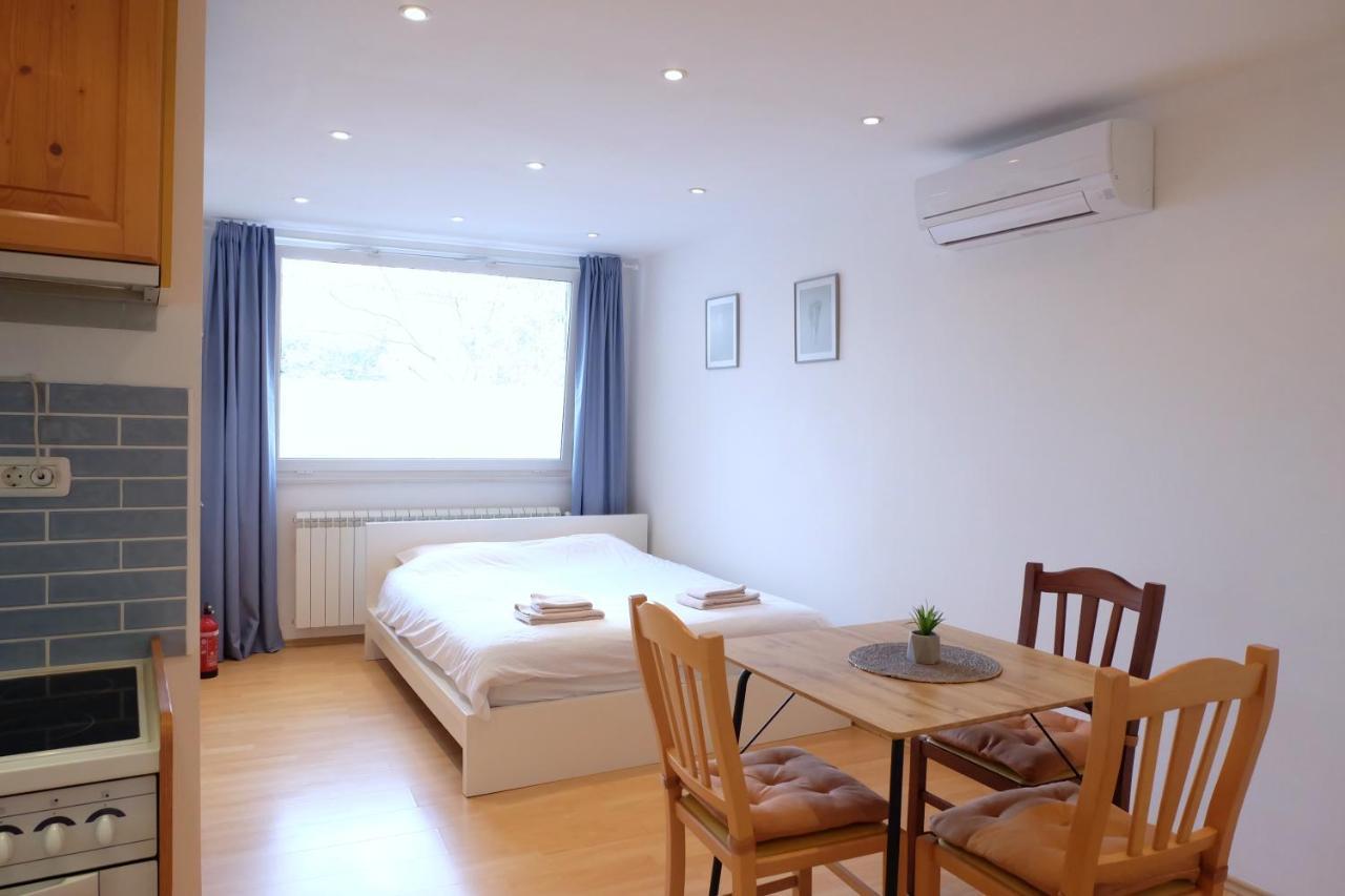 Bivalvia Apartments Koper Bagian luar foto