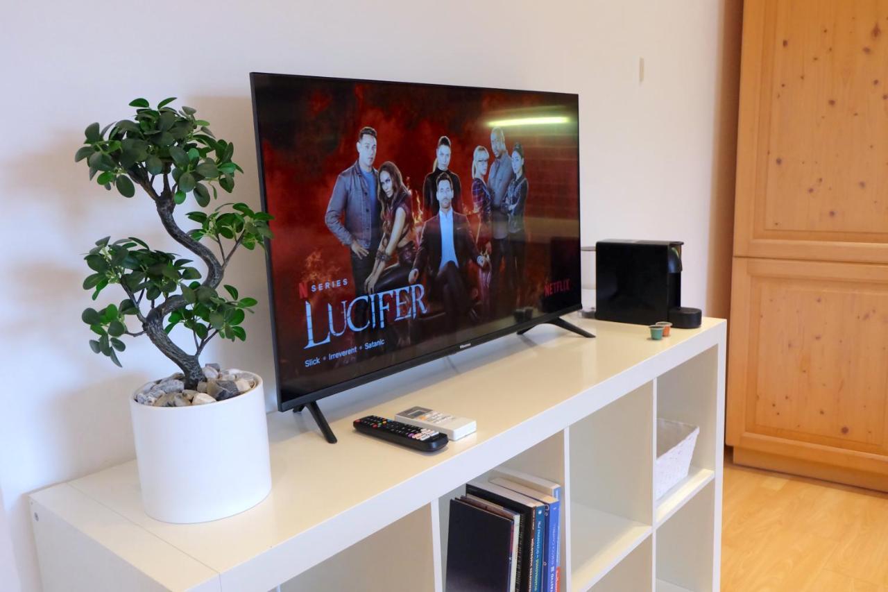 Bivalvia Apartments Koper Bagian luar foto