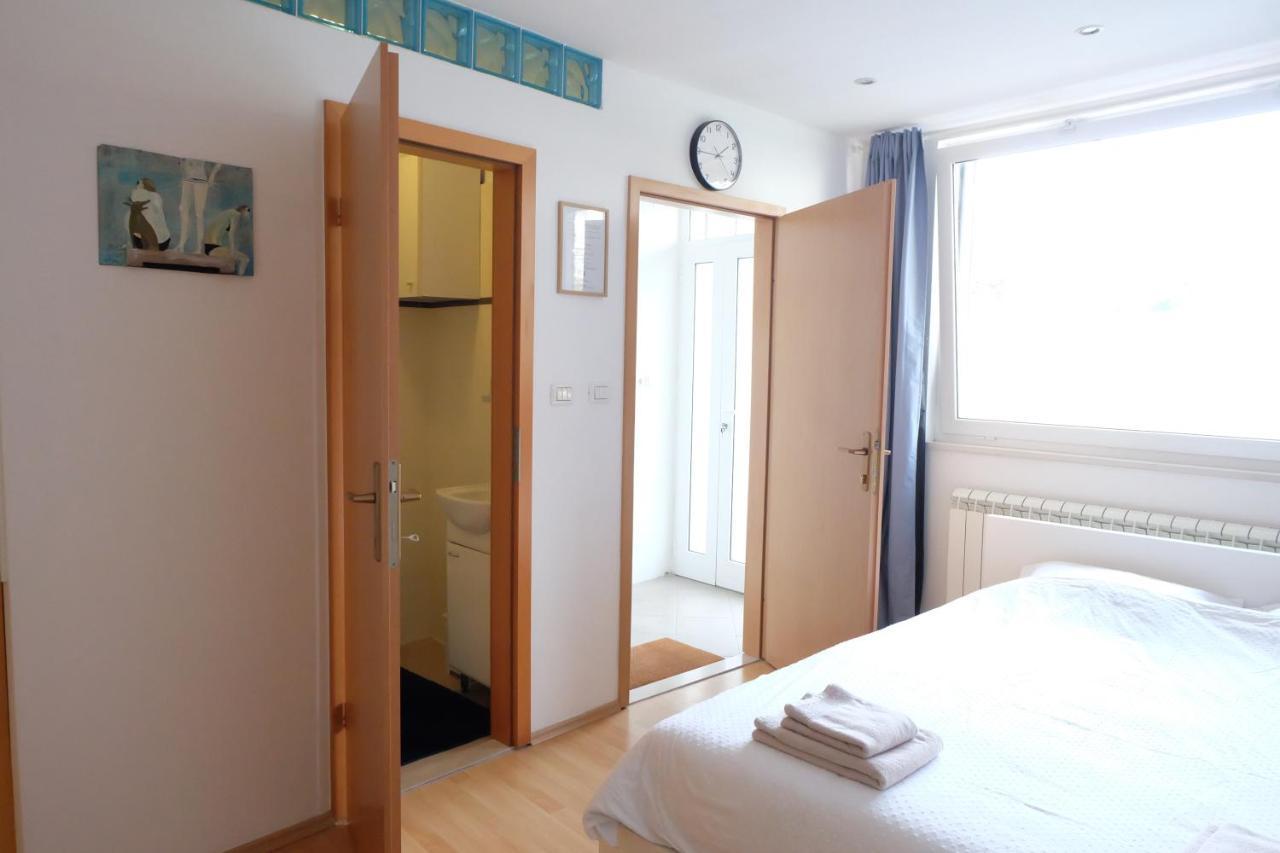 Bivalvia Apartments Koper Bagian luar foto