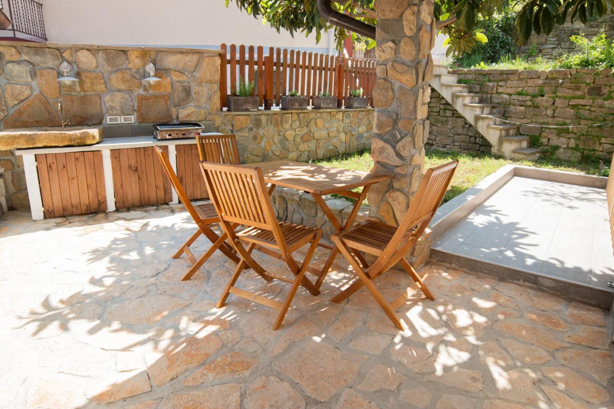 Bivalvia Apartments Koper Bagian luar foto